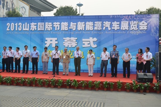 江蘇微特利強(qiáng)勢亮相2013山東新能源汽車展會(huì)